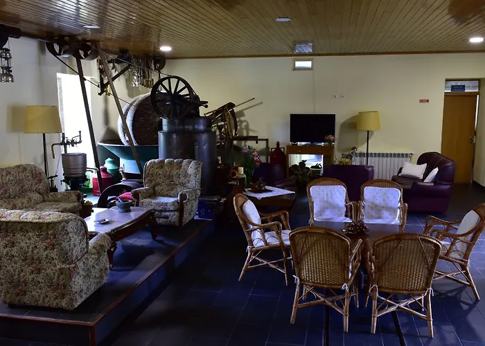 Casa Lagar Da Alagoa * מנטגאס