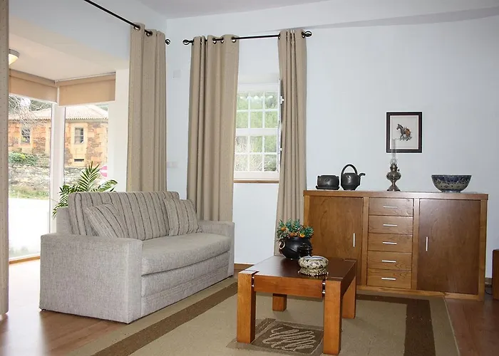 Casa Lagar Da Alagoa * מנטגאס