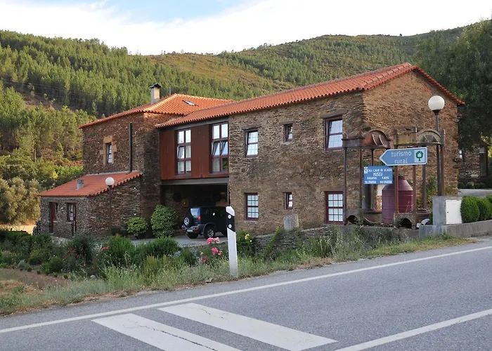 Casa Lagar Da Alagoa בית כפרי